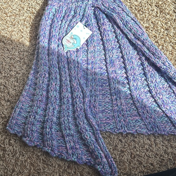 Mermaid Tail Blanket Purple Blue Pink Laghcat - Picture 3 of 4